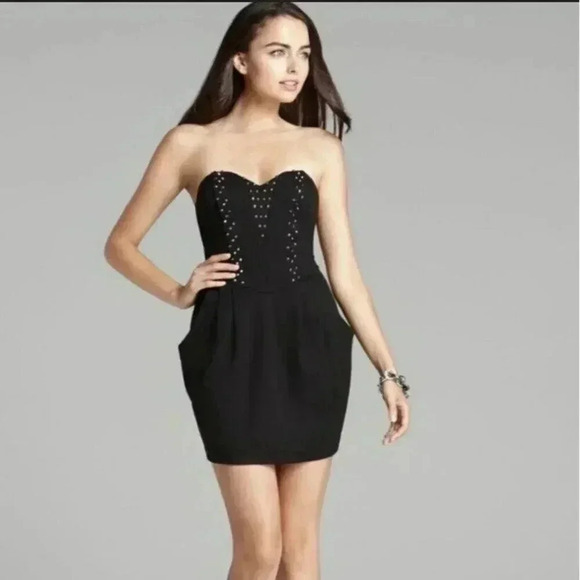 Guess Strapless Black Minidress Studded Size 6 Pockets Studded Rock NWT - Picture 1 of 14